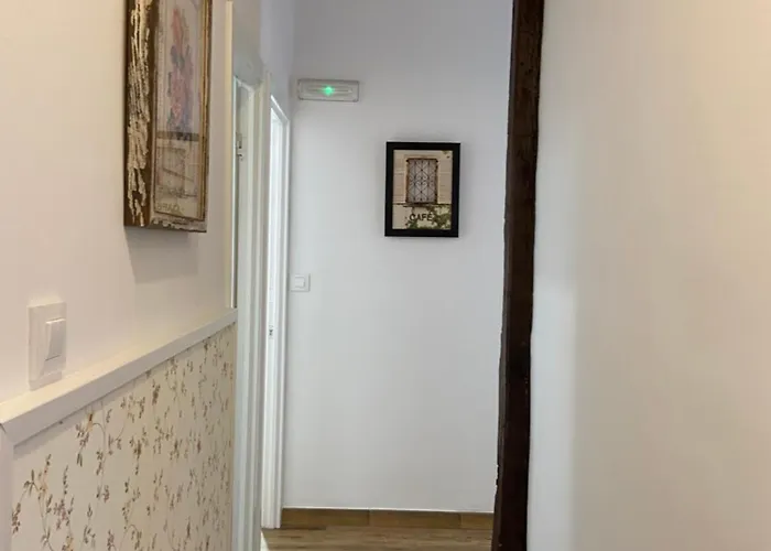 Pleno Centro Comilllas-3 Hab, 2 Banos