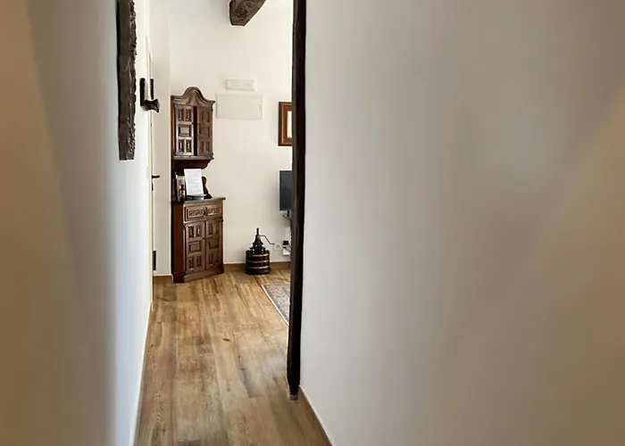 Daire Pleno Centro Comilllas-3 Hab, 2 Banos