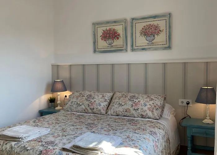 Pleno Centro Comilllas-3 Hab, 2 Banos *